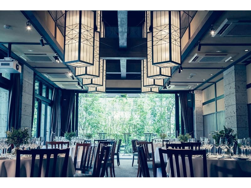 ・4F The Grace Room
4F 着席： 60名様 　スクール：48名様　面積 78㎡
THE KAWABUN NAGOYA の最上階に位置し、プライベートテラスを有する「ザ グレース ルーム」。