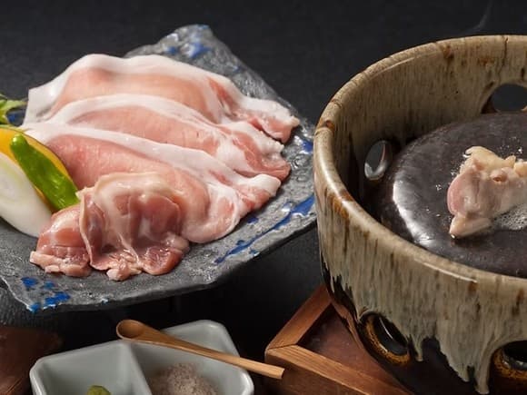 静岡豚と地鶏の石焼