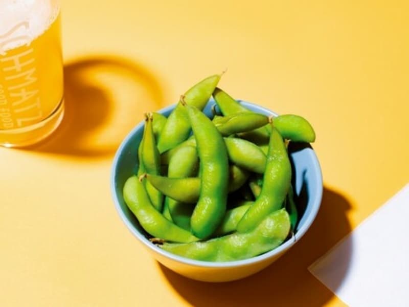 定番の枝豆は、ビールを飲むのに欠かせない