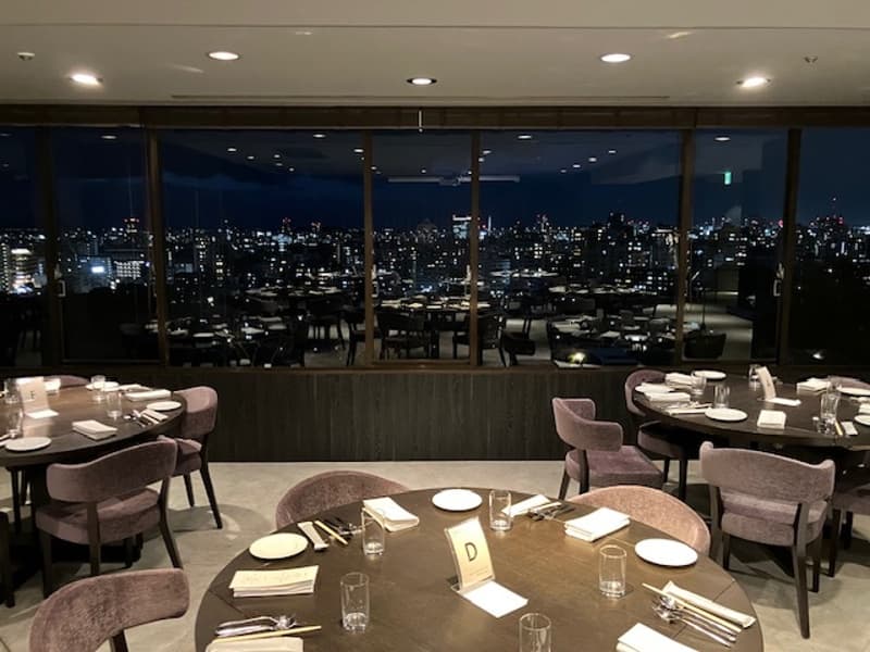 ダイニングから見る夜景