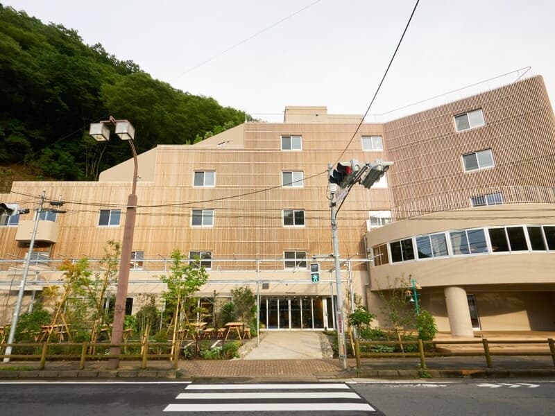 【外観】
企業でのチーム合宿やオフサイトMTGなどの合宿ホテルとして、ぜひご利用ください。
