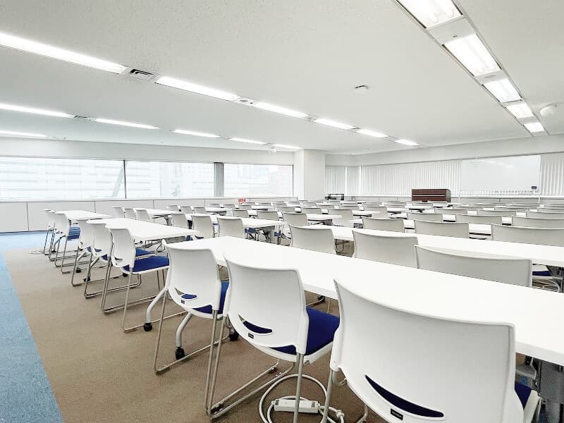 502_107㎡_天井高2.5m_セミナーやイベント会場に最適!