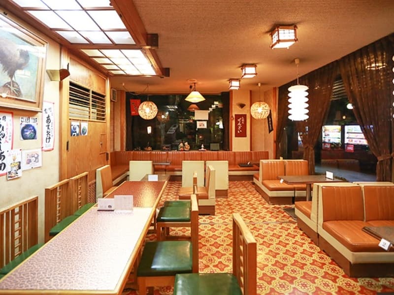ゆっくりとコーヒーを楽しめる喫茶室。