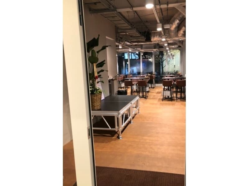 店内入口