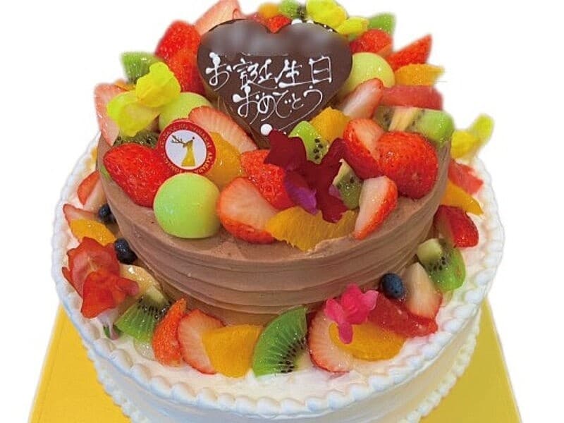 【オプション】
各種お祝い・記念日・お誕生日などのご利用時にサプライズケーキをご準備できます。