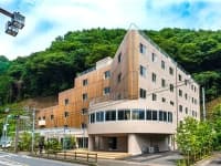 【外観】
「高尾山口駅」から徒歩1分の好立地！