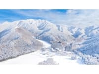 冬は銀世界が広がるウインターリゾート。ウインタースポーツはもちろん、雪景色もお楽しみください。