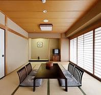 【宿泊】
和室（8畳・10畳・12畳）