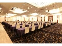 会議室やセミナー、研修など様々な用途でご利用いただけます。