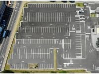お客様駐車場