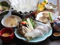 和風ダイニングで昼食「鯛づくし御膳」