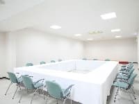 【カンファレンスルーム】ご宴会、会議などにご利用ください。 
