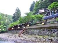 京の奥座敷、高雄の川床。