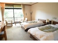 洋室（24㎡・32㎡）
ツインのお部屋です。
