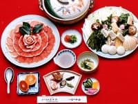 【お料理：冬限定（12月～3月）】
猪のぼたん鍋