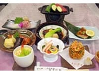 「割烹ますだや」宴会4,000円コース一例