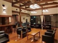 ラウンジ
貸切で合宿等の場合はこちらで会食や会議が可能です。