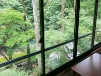 川側のお部屋は清滝川の清流に面し、高雄の自然を満喫できます。