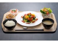 昼食例