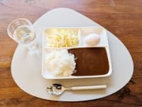 モーニングセット（ライス・スープ・サラダ付）をご用意。アルコール、ソフトドリンクもお楽しみいただけます。