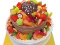 【オプション】
各種お祝い・記念日・お誕生日などのご利用時にサプライズケーキをご準備できます。