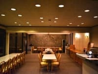 食堂(定員50名)
食事、ミーティング、2次会とご利用いただけます。
レイアウトはご相談ください。