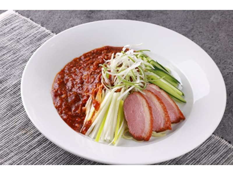 ジャージャー麺