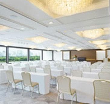 会議から研修など、あらゆるニーズにお応えいたします。