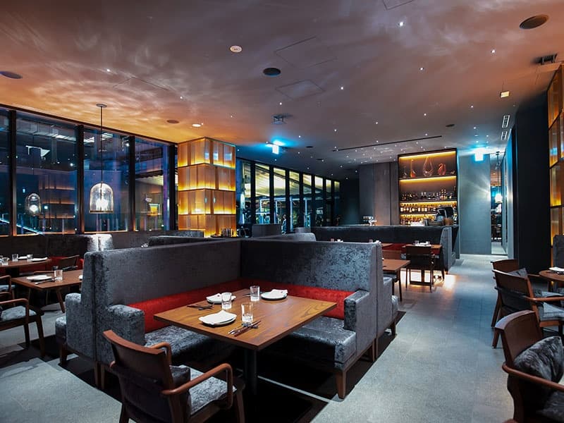 店内エリアのRESATAURANT & SKY BAR