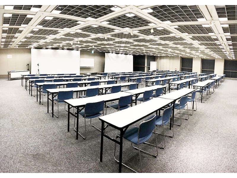 【2F ホールB】 スクール形式
