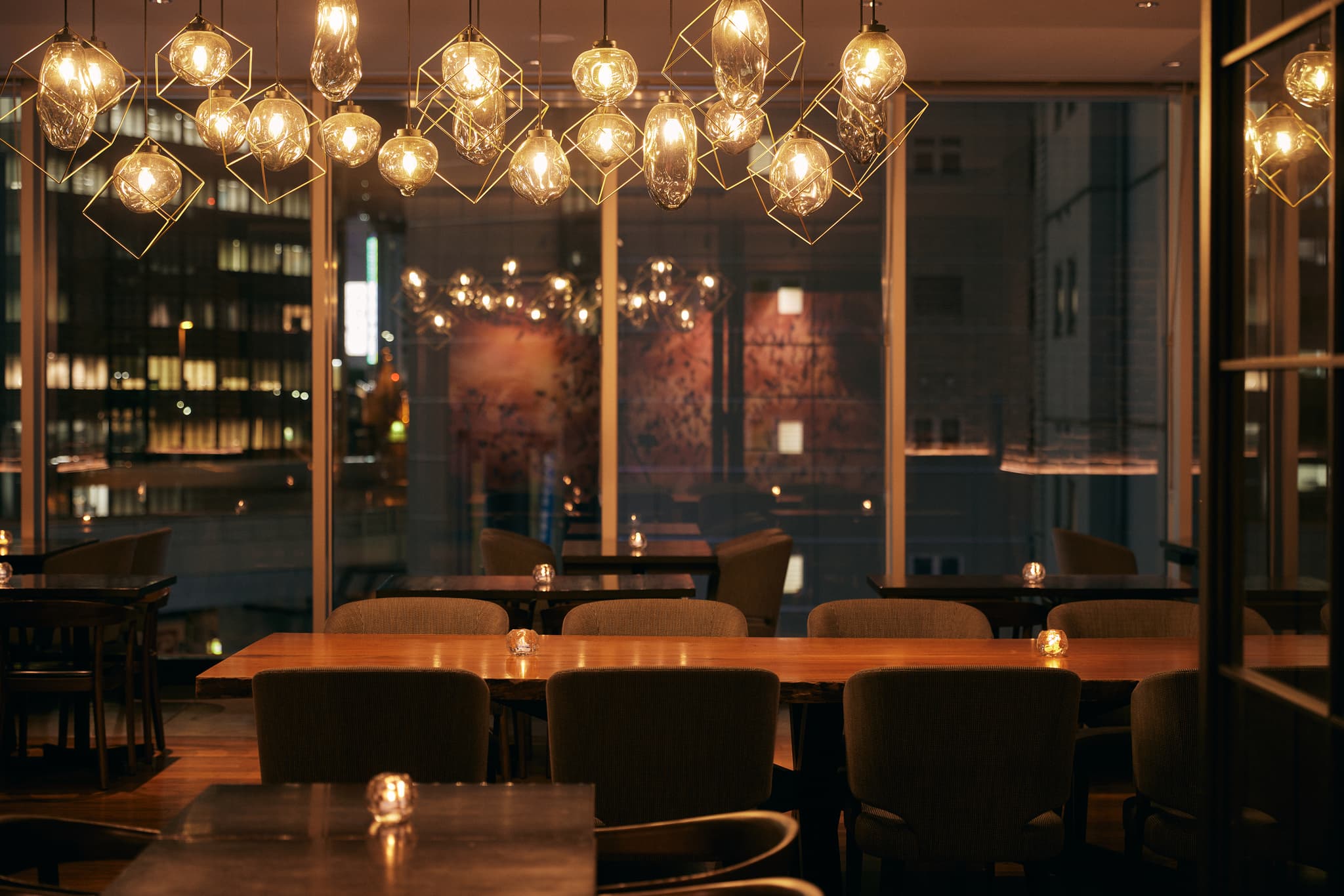 Bar & Dining  TORRENT（ダイニング）