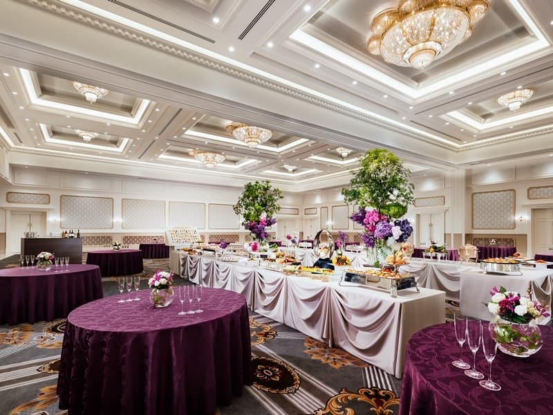 （宝寿）華やかで壮大なパーティーやカジュアルな少人数のご会食、エグゼクティブの格式あるお集まりなど大切なひとときに最高の舞台をご用意します。