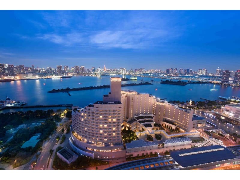 東京湾のウォーターフロントに位置し、パノラマオーシャンビューを望むヒルトン東京お台場
息をのむような東京のスカイラインやレインボーブリッジ、東京タワー、東京スカイツリーなどを一望することができます