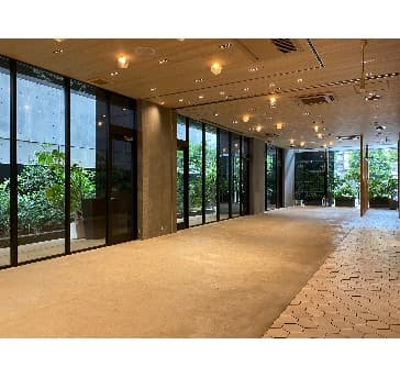 ８４㎡、3.3mの天井高があり
展示会や各種撮影にも最適なスペース