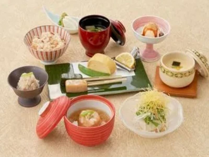 ランチメニュー
『梅ランチ 　[昼限定] ※日・祝日除く』