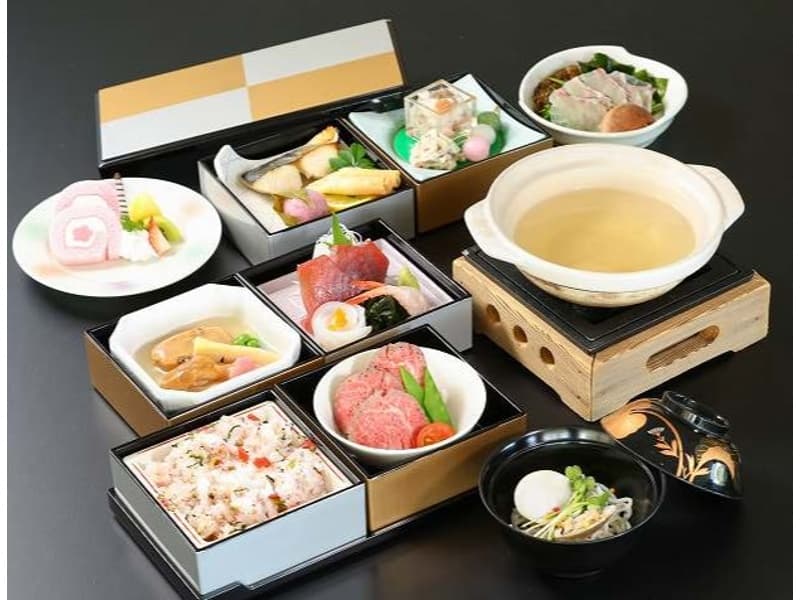 【宴席料理】季節を味わう和洋会席（玉手箱）