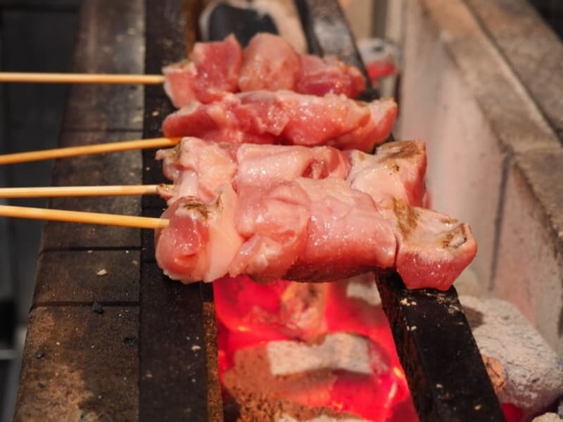 「炭火焼き」
素材が主役！炭火の力で溢れる旨み