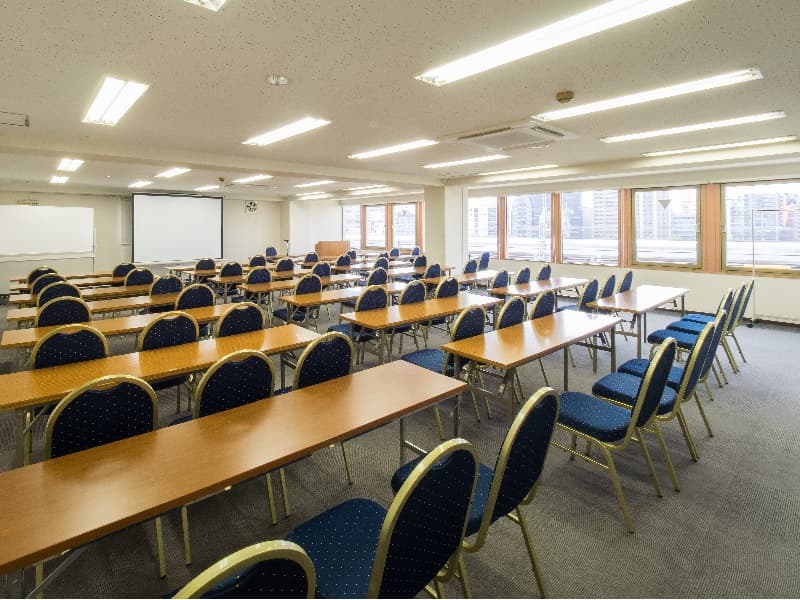 【701号室】115㎡　最も大きな会場です。