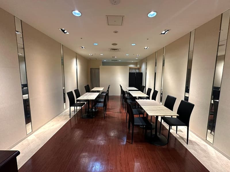 【会議、内定式、発表会など】
