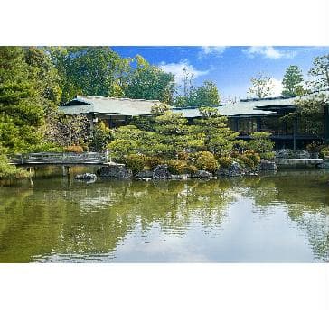 神苑に隣接し、静かな時が過ごせる平安神宮会館