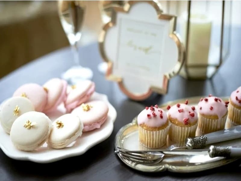 【お料理】
イベントに合わせた食事形式をご提案いたします。女性向けのセミナーや美容関係のイベントなど、目的に合わせてデザートプレートや軽食をご提供させていただくことも可能です。
