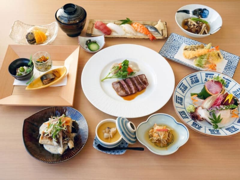一品一品丁寧に仕立てた、上質な時間を彩る和食コース。特別な日にふさわしい品格ある一膳