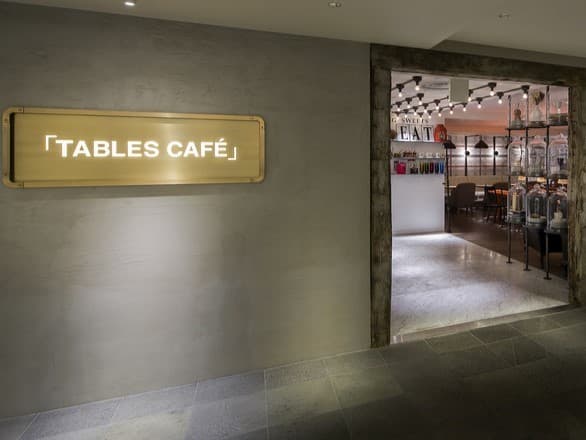 TABLES CAFE ータブレスカフェー 心斎橋の画像1枚目