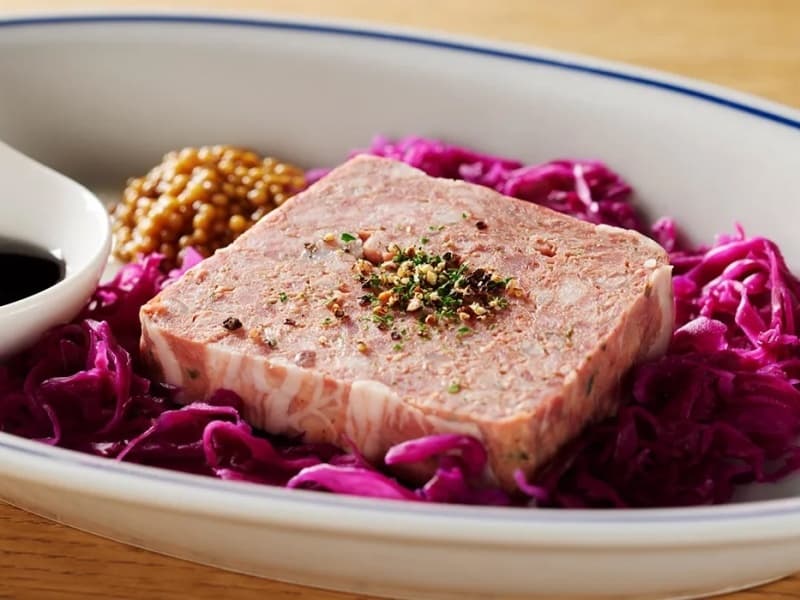 【お料理（例）】
パテ・ド・カンパーニュ