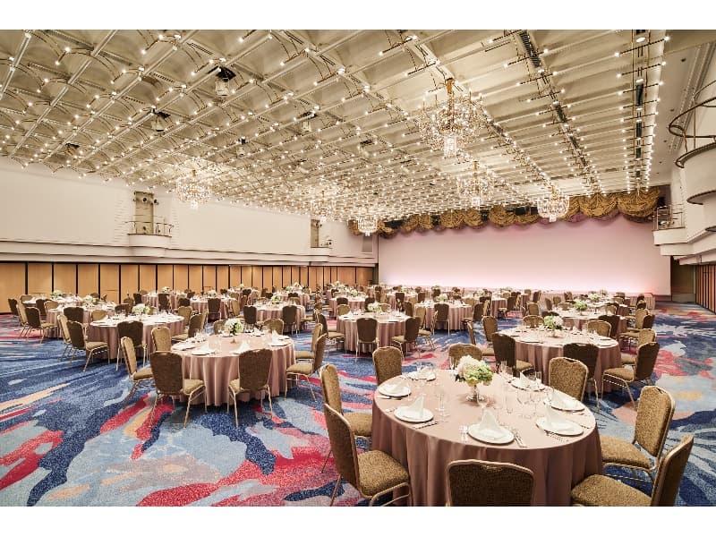 エミネンスホール 正餐会食形式