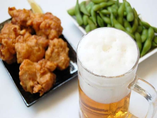 お酒が心地よく進むおつまみメニューがございます。