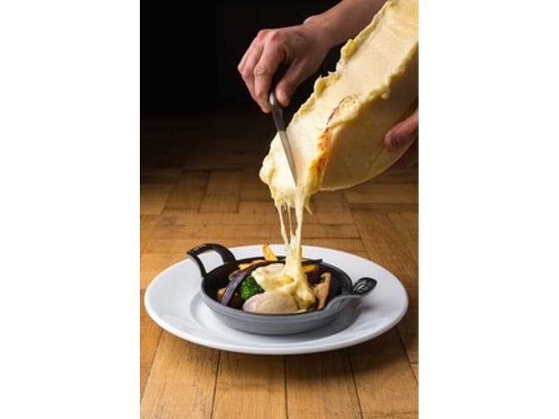 FROMA YORKYS CHEESE RESTAURANT&BARの画像2枚目