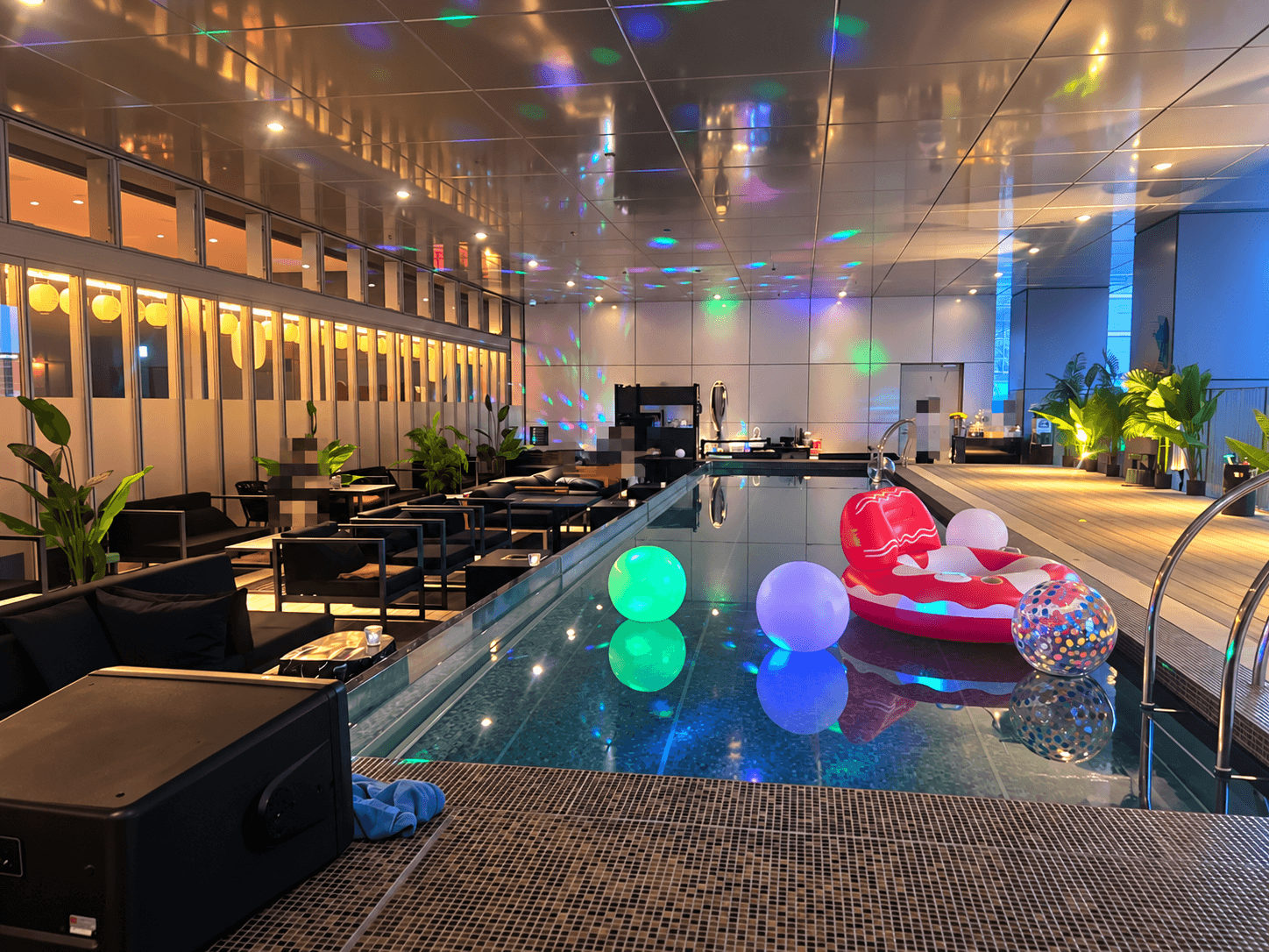 イベント装飾例_X PLACE water terrace<歌舞伎町タワー5階>