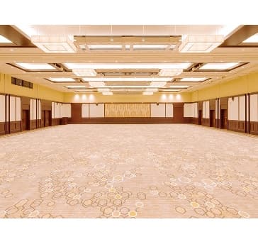 同窓会・懇親会・歓送迎会などのパーティーをはじめ、社員総会・周年パーティ・アワード・入社式など企業イベントまであらゆる催しに対応できます。
会場前のロビー(約400m²)に専用クロークの設備も可能です。
また、会場を半分に仕切って中宴会場としてもご利用いただけます。