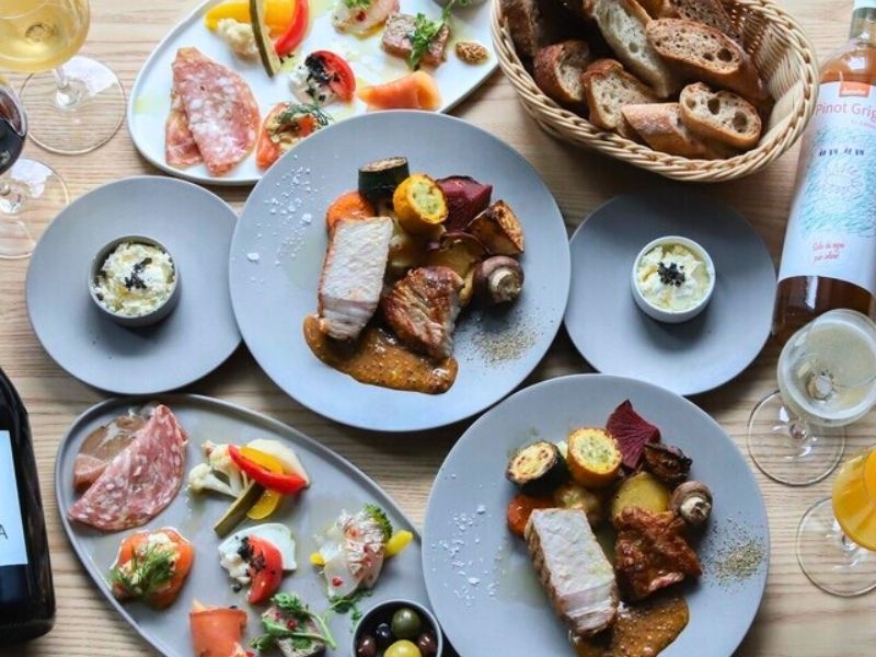 ALL DAYS【3時間!飲み放題付】Menu Vivant~賑~◆自家製粉パンのお替り自由※3名様以上限定